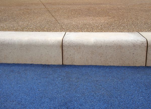 Curb And Sidewalk Installation in Kennewick