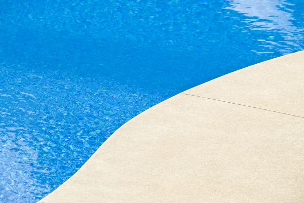 Cost of Pool Deck Construction in Kennewick