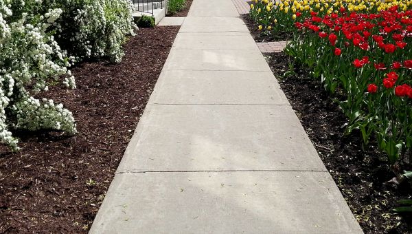 Cement Sidewalk Installation in Kennewick
