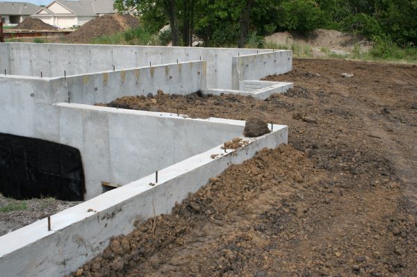 Foundation Wall Installation in Kennewick